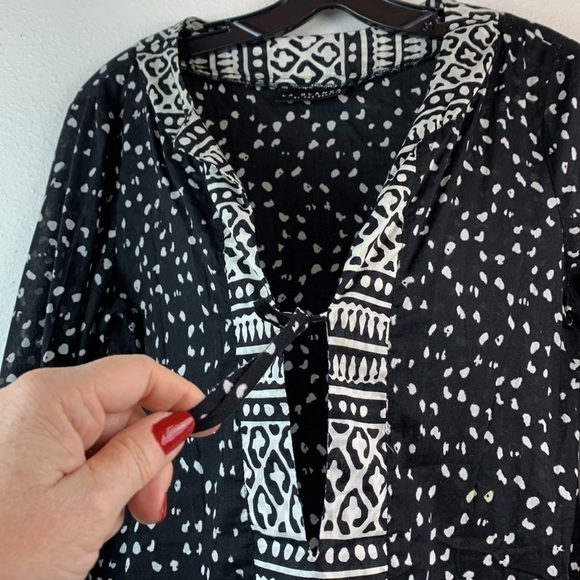 La Blanca tunic top mini dress tie at neck cotton swim cover boho batik EUC - Picture 2 of 6